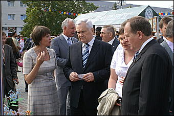 22 августа 2009 г., Барнаул   День рождения Барнаула - выставка цветов и "Город мастеров"