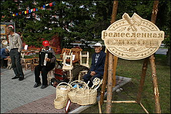 22 августа 2009 г., Барнаул   День рождения Барнаула - выставка цветов и "Город мастеров"