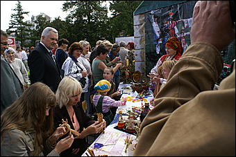 22 августа 2009 г., Барнаул   День рождения Барнаула - выставка цветов и "Город мастеров"
