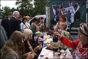 22 августа 2009 г., Барнаул   День рождения Барнаула - выставка цветов и "Город мастеров"