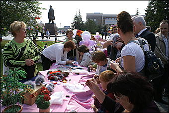 22 августа 2009 г., Барнаул   День рождения Барнаула - выставка цветов и "Город мастеров"