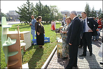 22 августа 2009 г., Барнаул   День рождения Барнаула - выставка цветов и "Город мастеров"