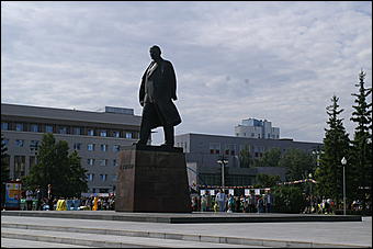 22 августа 2009 г., Барнаул   День рождения Барнаула - выставка цветов и "Город мастеров"