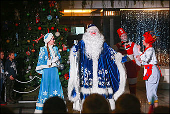 21 декабря 2019 г., Барнаул   "Космический Новый год": в Барнауле стартовали губернаторские елки