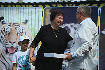 6 августа 2017 г., Барнаул. Екатерина Смолихина Саксофон для волка и скрипка для льва: барнаульский зоопарк отметил седьмой день рождения