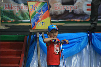 6 августа 2017 г., Барнаул. Екатерина Смолихина Саксофон для волка и скрипка для льва: барнаульский зоопарк отметил седьмой день рождения