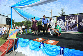 6 августа 2017 г., Барнаул. Екатерина Смолихина Саксофон для волка и скрипка для льва: барнаульский зоопарк отметил седьмой день рождения