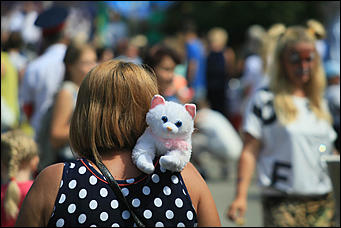 6 августа 2017 г., Барнаул. Екатерина Смолихина Саксофон для волка и скрипка для льва: барнаульский зоопарк отметил седьмой день рождения