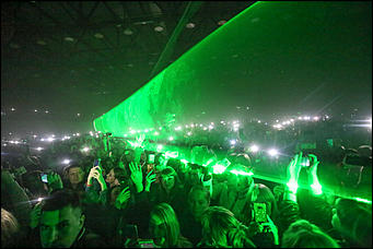 11 апреля 2019 г., Барнаул. Екатерина Смолихина   "Сколько бородатых мужчин в этом зале": как "Руки Вверх" выступили в Барнауле