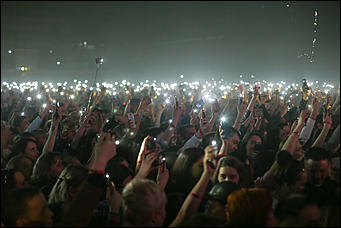 11 апреля 2019 г., Барнаул. Екатерина Смолихина   "Сколько бородатых мужчин в этом зале": как "Руки Вверх" выступили в Барнауле