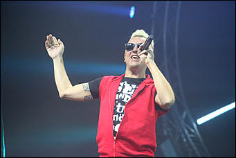 11 апреля 2019 г., Барнаул. Екатерина Смолихина   "Сколько бородатых мужчин в этом зале": как "Руки Вверх" выступили в Барнауле