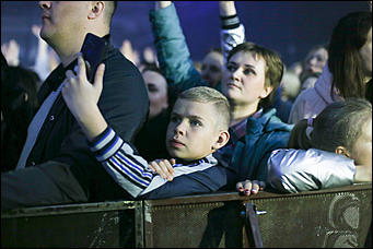 11 апреля 2019 г., Барнаул. Екатерина Смолихина   "Сколько бородатых мужчин в этом зале": как "Руки Вверх" выступили в Барнауле