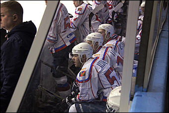 20 ноября 2016 года, Барнаул, Дворец спорта и зрелищ   Хоккейный клуб "Алтай" потерпел разгромное поражение от "Славутича" из Смоленска 