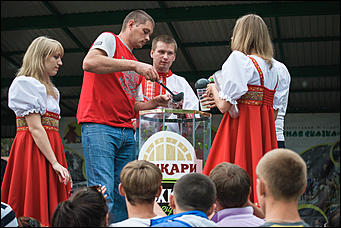 29 июнь 2013 г., Барнаул   День Молодежи в Барнауле (фото читателя)