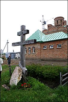 29 мая 2007 г., Барнаул   Посещение главой Барнаула Владимиром Колгановым строящихся в городе храмов