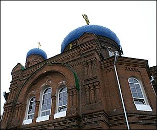 29 мая 2007 г., Барнаул   Посещение главой Барнаула Владимиром Колгановым строящихся в городе храмов