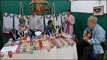 12 июня 2021 г., ОЭЗ "Бирюзовая Катунь"    "День России" на Бирюзовой Катуни: как прошел IX Всероссийский фестиваль традиционной культуры