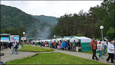 12 июня 2021 г., ОЭЗ "Бирюзовая Катунь"    "День России" на Бирюзовой Катуни: как прошел IX Всероссийский фестиваль традиционной культуры