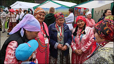 12 июня 2021 г., ОЭЗ "Бирюзовая Катунь"    "День России" на Бирюзовой Катуни: как прошел IX Всероссийский фестиваль традиционной культуры