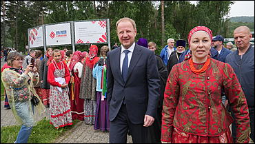 12 июня 2021 г., ОЭЗ "Бирюзовая Катунь"    "День России" на Бирюзовой Катуни: как прошел IX Всероссийский фестиваль традиционной культуры