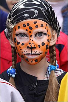 1 июня 2011 г., Барнаул   Праздник для детей от автоцентра АНТ – единственного в Алтайском крае официального дилера Hyundai совместно с ГИБДД города Барнаула