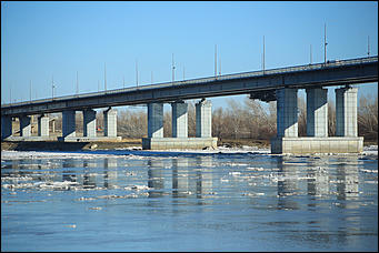 9 апреля 2019 г., Барнаул. Екатерина Смолихина   Льдин "парад": фоторепортаж с ледохода в Барнауле