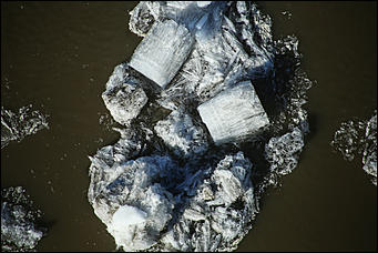 9 апреля 2019 г., Барнаул. Екатерина Смолихина   Льдин "парад": фоторепортаж с ледохода в Барнауле