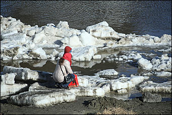 9 апреля 2019 г., Барнаул. Екатерина Смолихина   Льдин "парад": фоторепортаж с ледохода в Барнауле