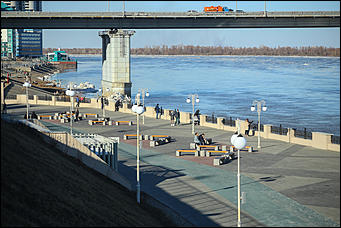 9 апреля 2019 г., Барнаул. Екатерина Смолихина   Льдин "парад": фоторепортаж с ледохода в Барнауле