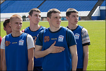 6 май 2016 г., Барнаул Тяжело в учении – легко в армии. Ежегодная акция "День призывника". Фоторепортаж