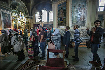 23 августа 2019 г., Барнаул   Прикоснуться к святыне: барнаульцы до вечера шли поклониться чудотворной иконе