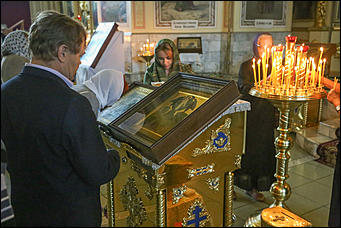 23 августа 2019 г., Барнаул   Прикоснуться к святыне: барнаульцы до вечера шли поклониться чудотворной иконе