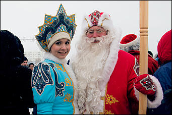 12 декабря 2015 г., Барнаул   Около 15 тысяч человек пришли в Барнауле на открытие "Алтайской зимовки"