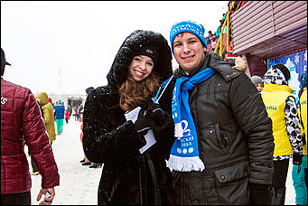 12 декабря 2015 г., Барнаул   Около 15 тысяч человек пришли в Барнауле на открытие "Алтайской зимовки"