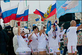 12 декабря 2015 г., Барнаул   Около 15 тысяч человек пришли в Барнауле на открытие "Алтайской зимовки"