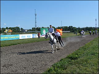 16 августа 2015г., Барнаул   Конноспортивные соревнования на Кубок губернатора края
