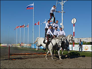 16 августа 2015г., Барнаул   Конноспортивные соревнования на Кубок губернатора края