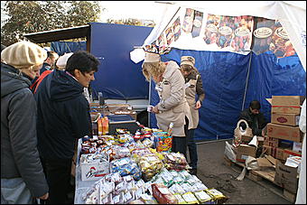 25 сентября 2010 г., Барнаул   Социальная продовольственная ярмарка в Барнауле