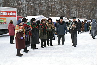 20 февраля 2010 г., Барнаул   Предпраздничная социальная ярмарка в Барнауле