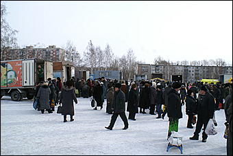 20 февраля 2010 г., Барнаул   Предпраздничная социальная ярмарка в Барнауле