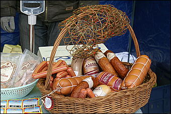 20 февраля 2010 г., Барнаул   Предпраздничная социальная ярмарка в Барнауле