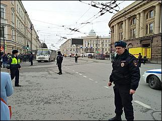 3 апрель 2017 г., Барнаул Александра Черданцева   Фоторепортаж с места взрыва в Санкт-Петербурге 