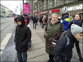 3 апрель 2017 г., Барнаул Александра Черданцева   Фоторепортаж с места взрыва в Санкт-Петербурге 