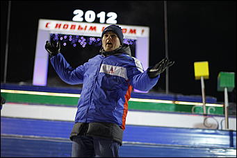 13 января 2012г. Барнаул , площадь Сахарова   Радиостанция «Юмор ФМ Барнаул» отметила пятилетие и Старый Новый год