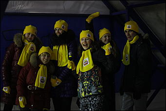 13 января 2012г. Барнаул , площадь Сахарова   Радиостанция «Юмор ФМ Барнаул» отметила пятилетие и Старый Новый год