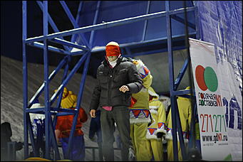 13 января 2012г. Барнаул , площадь Сахарова   Радиостанция «Юмор ФМ Барнаул» отметила пятилетие и Старый Новый год