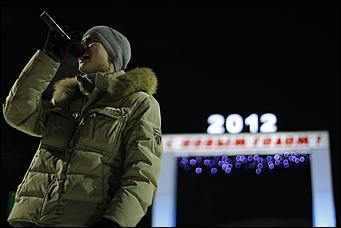 13 января 2012г. Барнаул , площадь Сахарова   Радиостанция «Юмор ФМ Барнаул» отметила пятилетие и Старый Новый год
