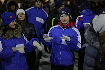 13 января 2012г. Барнаул , площадь Сахарова   Радиостанция «Юмор ФМ Барнаул» отметила пятилетие и Старый Новый год