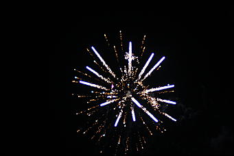 13 января 2012г. Барнаул , площадь Сахарова   Радиостанция «Юмор ФМ Барнаул» отметила пятилетие и Старый Новый год