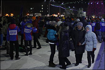 13 января 2012г. Барнаул , площадь Сахарова   Радиостанция «Юмор ФМ Барнаул» отметила пятилетие и Старый Новый год